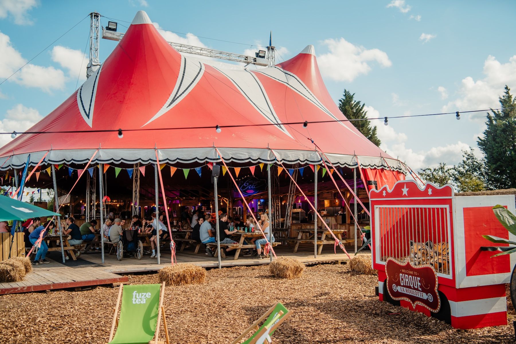 circus bar labyrinthe